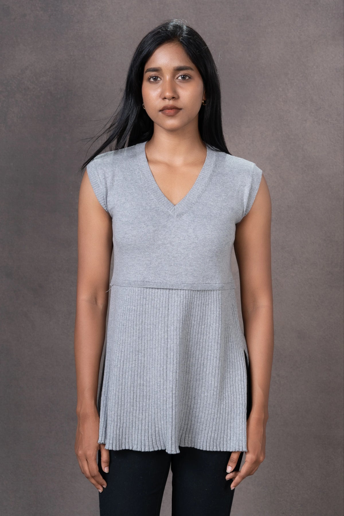 Sleeveless Pleated Knit Top